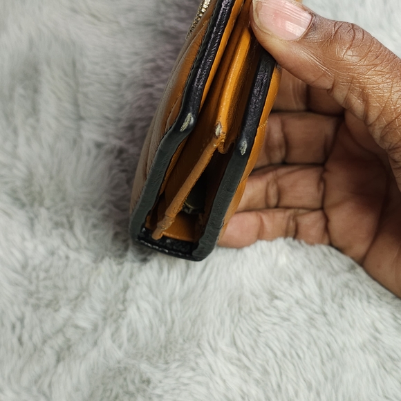 **Authentic**Gucci GG Marmont Brown and Black Leather Card Case Wallet - Picture 5 of 14